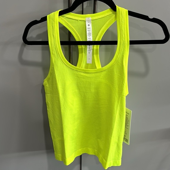 NWT Lululemon Swiftly Tech Racerback 2.0
*Race Length in Highlight Yellow size 4 - Picture 3 of 5